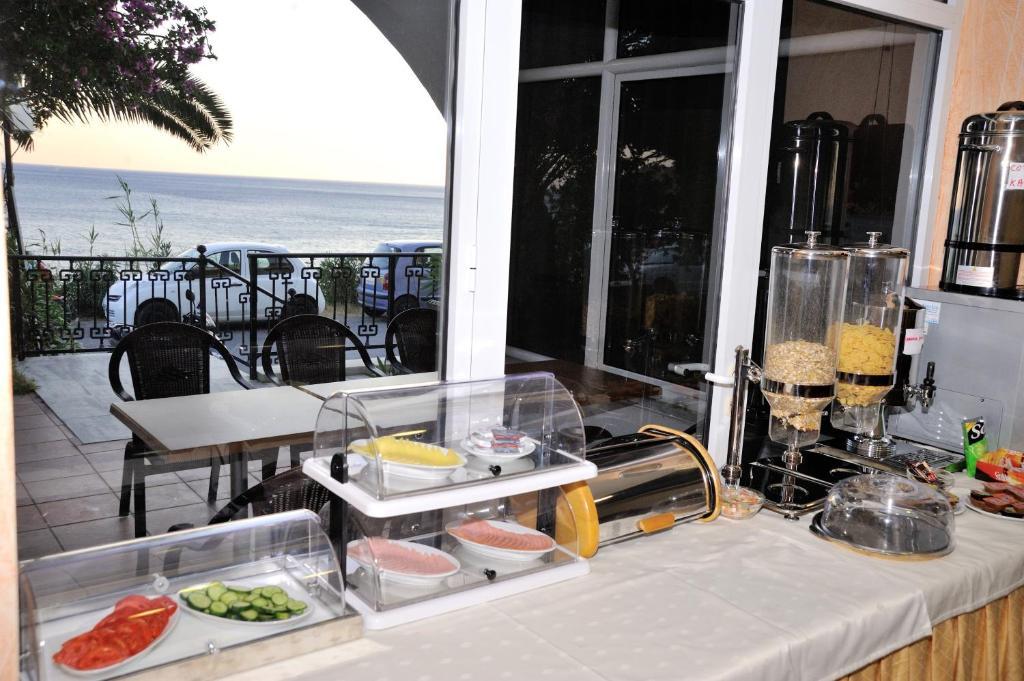 Creta Mare Hotel Plakiás Eksteriør bilde