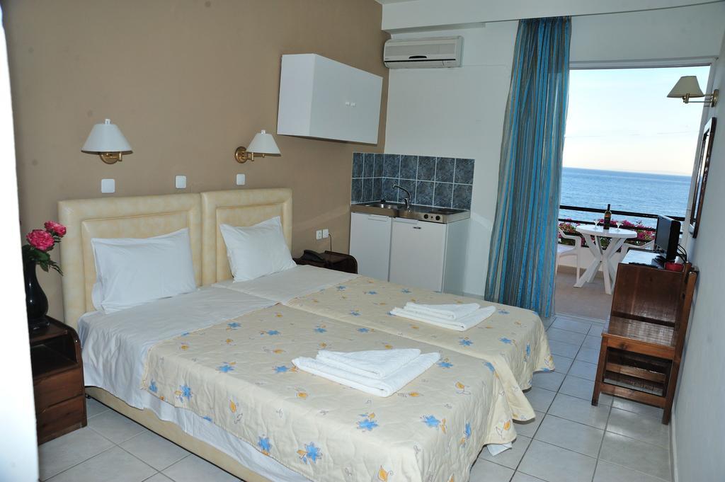 Creta Mare Hotel Plakiás Eksteriør bilde